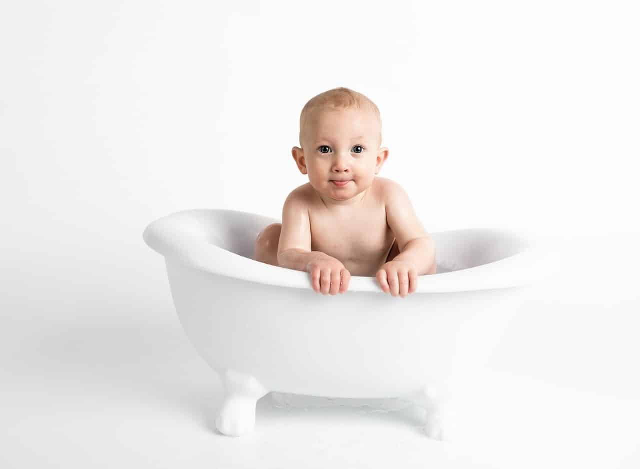 Les meilleurs baignoires bébé sur pied : Comparatif et guide d'achat